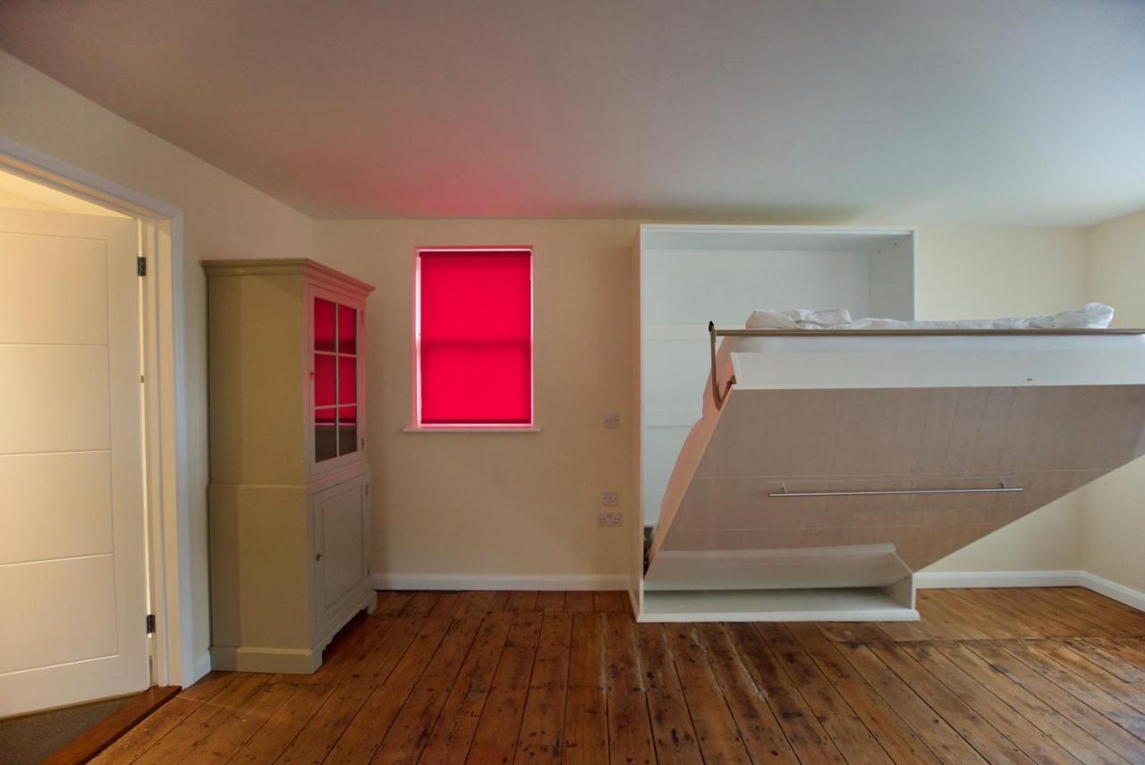 Spacious Apartment With Roof Terrace, Near The Waterfront, 伊普斯威奇 外观 照片